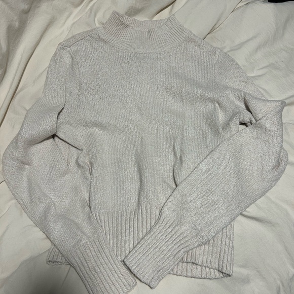 American Eagle Outfitters Sweaters - American Eagle Outfitters Light Cream Turtleneck Sweater